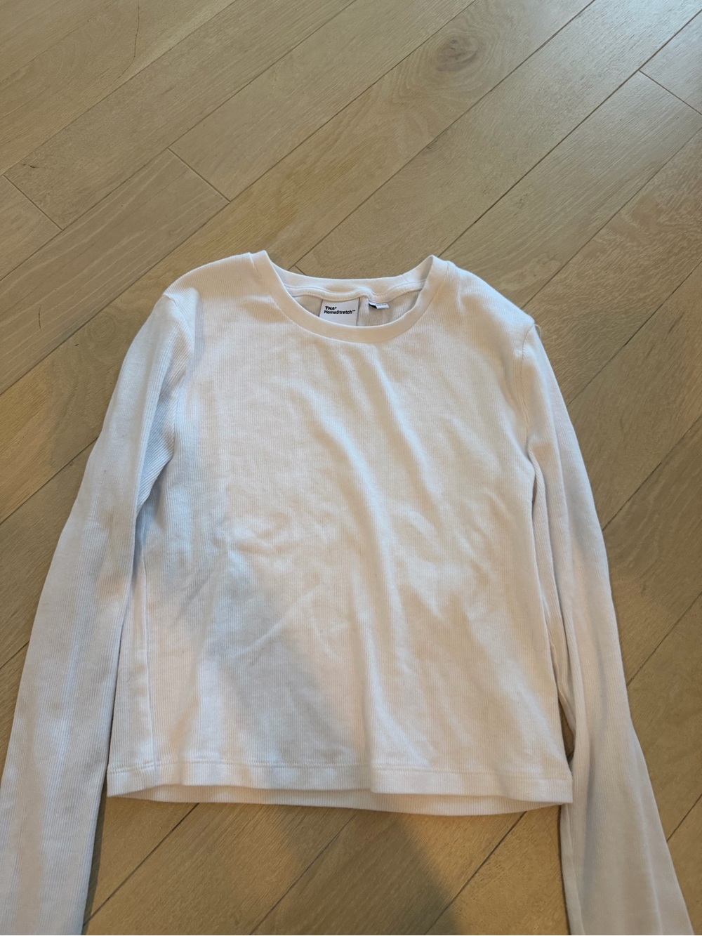 Aritzia White Long-Sleeve Crewneck Size Small